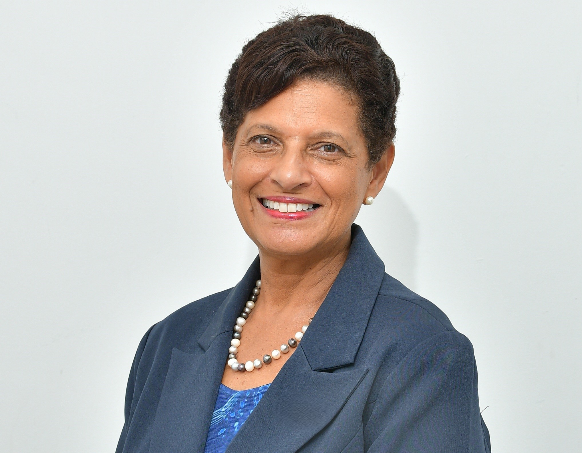 Dr. Luz M. Longsworth